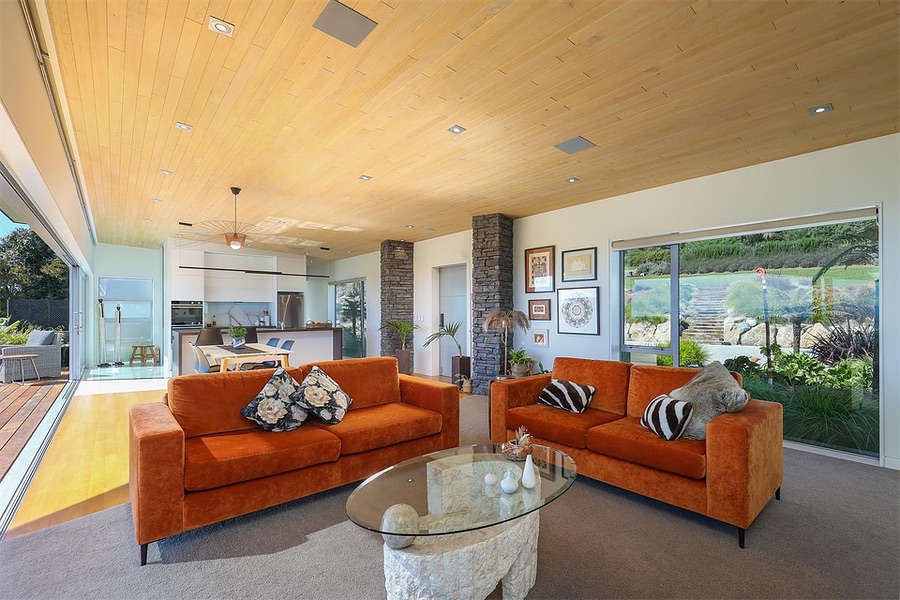 Living room with cedar-lined ceiling